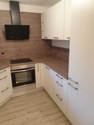 Gepflegte 2,5-Zimmer-DG-Wohnung mit Balkon und Einbauküche in Tuttlingen