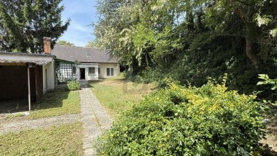 FÜR RUHESUCHENDE - BUNGALOW MIT NEBENGEBÄUDE IN GROSSMUTSCHEN