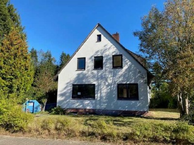 Einfamilienhaus mit Einliegerwohnung in 27729 Hambergen