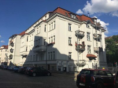 Hereinspaziert! Schöne 3-Zimmerwohnung mit Einbauküche und Balkon in Gohlis-Süd