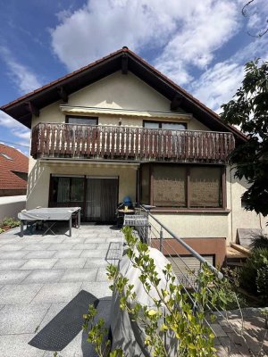 Freistehendes Zweifamilienhaus mit Einliegerwohnung in Toplage von Graben-Neudorf