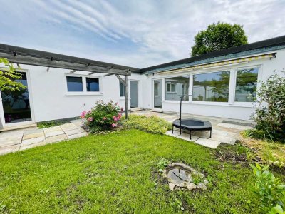 Schicker Atrium-Bungalow in ruhiger Lage