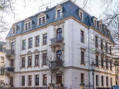 ++ Familiendomizil 4-Raumwohnung im Herzen von Striesen ++ Balkon ++ Lift ++