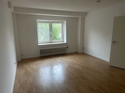 Schöne 1-Zimmer Wohnung  im 1. OG in Krefeld-Fischeln