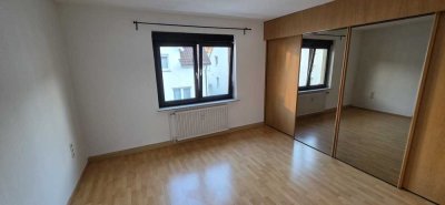 S-Wangen: Tolle, gut geschnittene 3-Zimmerwohnung, EBK, modernes TL-Bad