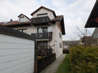 Geräumige Wohnung mit Balkon und Gartennutzung