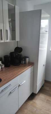Schöne 3 Zimmer Wohnung mit EBK, Garten und Garage