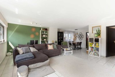 Lichtdurchflutete 2-Zimmer-Dachgeschosswohnung in ruhiger Lage