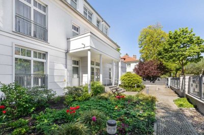 Wunderschönes, großzügiges Dachgeschoss mit herrlicher Terrasse in Dahlem