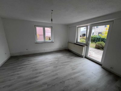 Neu renovierte 2-Zimmer Wohnung mit Terasse & neuer Einbauküche