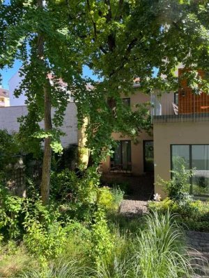 4 Zimmer-Effizienz-Townhouse mit Terrasse und Garten Nähe Nelson Mandela Platz