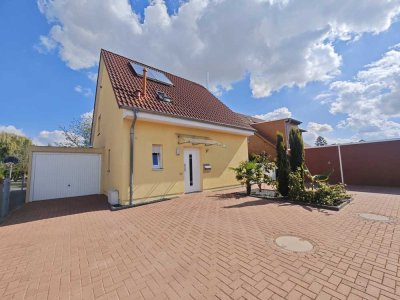 Gepflegtes Einfamilienhaus mit großem Grundstück