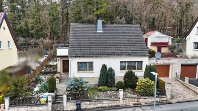 Bestlage trifft Potenzial – Wohnhaus mit Blick und Perspektive