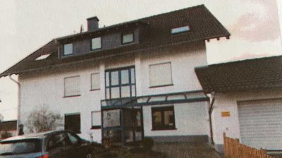 Schöne 3-Zimmer-Maisonette-Wohnung in Top-Lage von Dipperz zu vermieten
