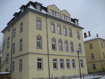 Attraktive 2-Zi-Whg in ruhiger grüner Lage des Leutewitzer Parks! 1. OG,  Laminat!