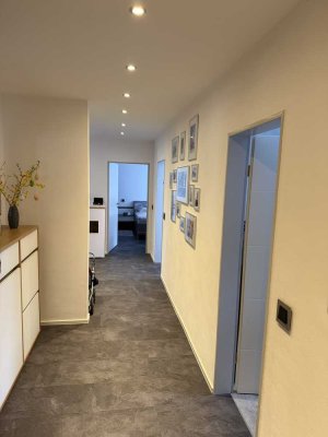 3 Zimmer Erdgeschosswohnung mit Terrasse in Augsburg-Göggingen