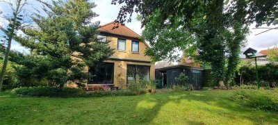 Börs Immobilien ++ Stadtrand Neubrandenburg EFH mit Einliegerwohnung - 17039 Neuendorf