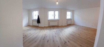 Erstbezug nach Sanierung: 1-Zimmer-Wohnung im 3. OG in München-Ludwigsvorstadt-Isarvorstadt
