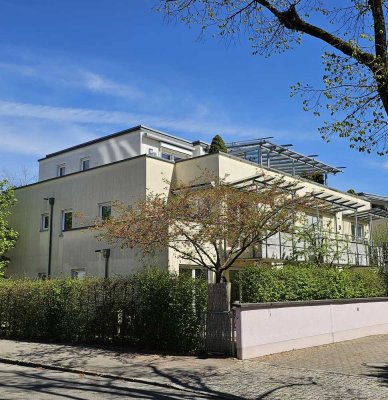 ENERGIEEFFIZIENTER LUXUS - PENTHOUSE MITTEN IN DACHAU - VIELE EXTRAS
