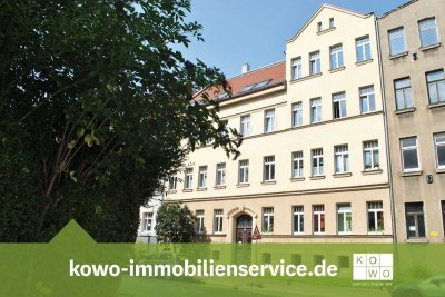 Denkmalgeschützter Altbau: 2-Zimmer-Wohnung im Dachgeschoss mit EBK in Leipzig - Volkmarsdorf