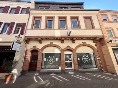 Charmantes Wohn-/Ladengeschäft mit leerstehenden und geteilten Einheiten in der Innenstadt von Worms