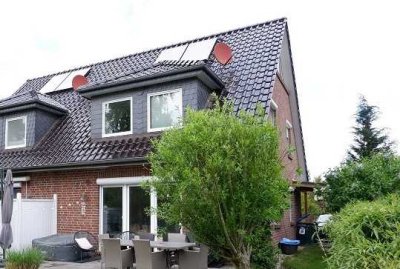 Preiswerte 4-Zimmer-Doppelhaushälfte + ausgebautes Studio mit EBK in Fuhlenhagen