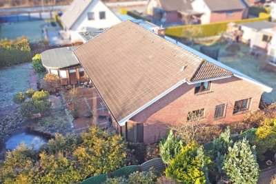 Ebenerdiges Einfamilienhaus mit Doppelgarage auf Hintergrundstück in Oldenburg-Krusenbusch