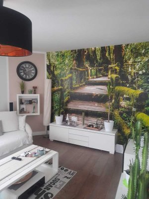 Geschmackvolle 4-Zimmer-Maisonette-Wohnung mit gehobener Innenausstattung mit Einbauküche in Hanau
