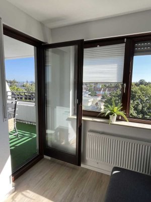 NUR ALS KAPITALANLAGE: S-Möhringen: 2-Zi.-Wohnung,  EBK, Aufzug, 5. OG, Balkon, TG-Platz, Aussicht