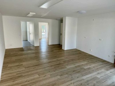 Helle 2-Zimmer-Wohnung mit Terrasse und Stellplatz im Innenhof – ab sofort verfügbar