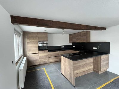 Einfamilienhaus mit 4 Zimmern und 2 Stellplätzen in Runkel-Dehrn