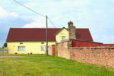 Autark leben & selbstversorgen – Haus in Alleinlage mit großem Grundstück zw. Merbitz und Löbejün