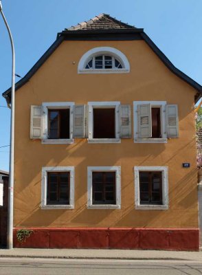 Großzügige Maisonnette im historischen Winzerhof in Godramstein