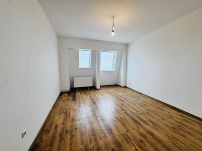 Raum zum Leben: Helle Wohnung mit schöner Wohnküche in Magdeburg Südost