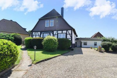 Wunderschönes Bauernhaus mit Einliegerwohnung in guter Lage von Adensen!