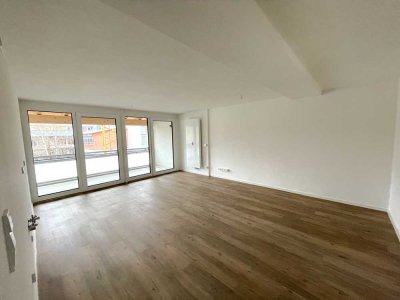 "Top-sanierte 3-Zimmer-Wohnungen mit großen Glasfronten und modernem Grundriss!“