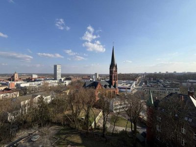 3-Zimmer-Wohnung im Zentrum mit Aussicht und EBK