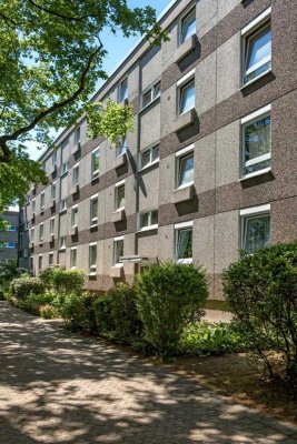 Preisgedämpfte 2-Zimmer-Wohnung mit Balkon + GUTSCHEIN für Selbermacher möglich