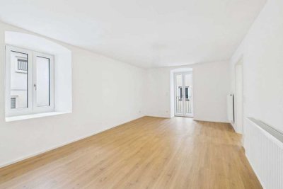 THE SCHMIED COLLECTION - Moderne, Lichtdurchflutete 4-Zimmer Wohnung mit Balkon!