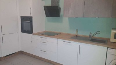 Exklusive Luxus-Wohnung | Voll möbliert • Klimaanlage • WLAN  in Mannheim-Seckenheim