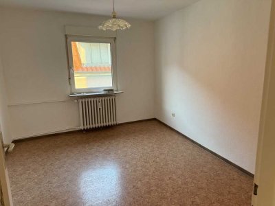 Günstige 4-Zimmer-Wohnung in Lauda-Königshofen