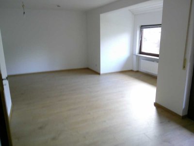 1-Zimmer Wohnung in Gröbenzell Zentrum