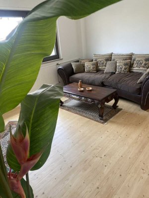 EG-Wohnung komplett möbliert Balkon-, Terrassen-und Gartennutzung in Wörth am Main