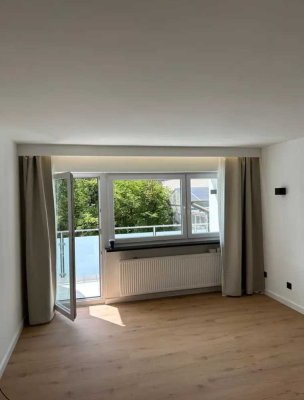 Stilvolle 2-Zimmer-Wohnung mit Südbalkon inkl. Stellplatz (Provisionsfrei)