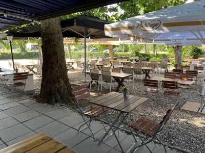 Meerbusch Top Wohnhaus mit Gartenrestaurant