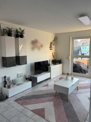 Charmante 2-Zimmer-Dachgeschosswohnung mit Südbalkon in Weil der Stadt – Merklingen