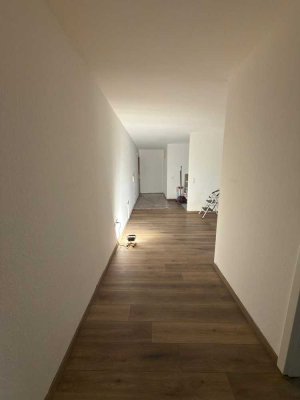 Erstbezug nach Sanierung: 3-Zi-Wohnung mit neuer EBK und TG in Salach