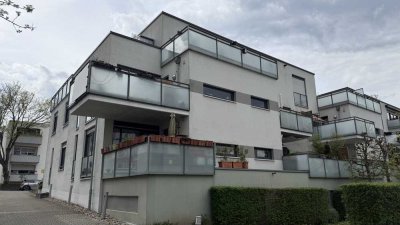 *** TOP-Lage in Wiesbaden *** Frei ab Sept. 2026 *** 4-Zi-Whg. mit Balkon, Parkett und 2 TG-Spl. ***