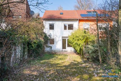 Familienglück in ruhiger Lage – Reihenhaus mit Garten & Garage in Regensburg-West