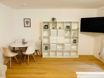 Voll möbliertes Apartment in bester Lage von Böblingen mit Terrasse / Fully furnished flat